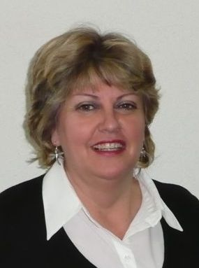 Lynn Martin , Broker/Manager - Parksville, BC