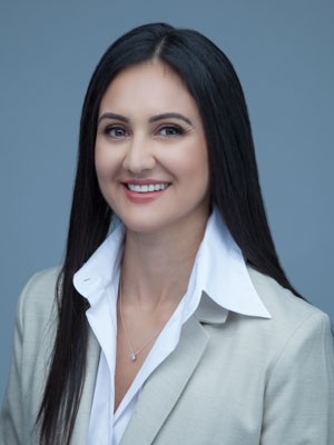 Lauren Coppola, Sales Representative - Toronto, ON