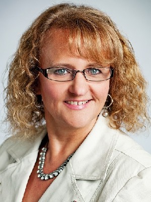 Lorrie Royce, Sales Representative - NEWMARKET, ON