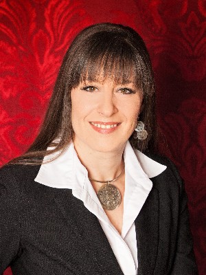 Amanda Mortimer, Sales Representative - Alliston, ON