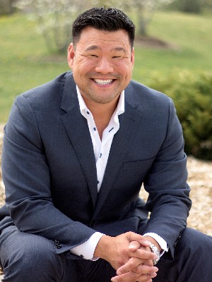 Terence Yoo, Sales Representative - TORONTO, ON