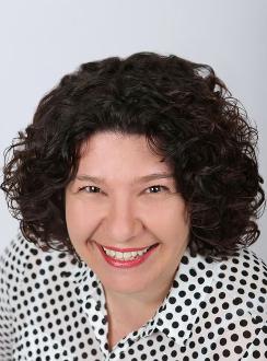 Justyna Tereszko, Sales Representative - Toronto, ON