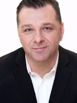 Darren MacQueen, Sales Representative - DARTMOUTH, NS