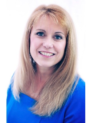 Leanne Drolet, Sales Representative - PORT MOODY, BC