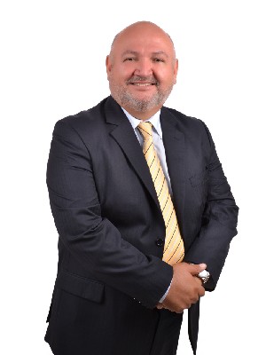 Alberto Valdivia, Courtier / Directeur - Brossard, QC