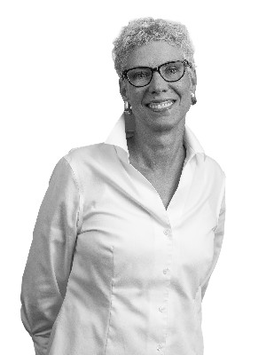 Maureen Yates, Sales Representative - Ottawa, ON