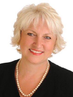 Jennifer Hindorff, Real Estate Agent - KEMPTVILLE, ON