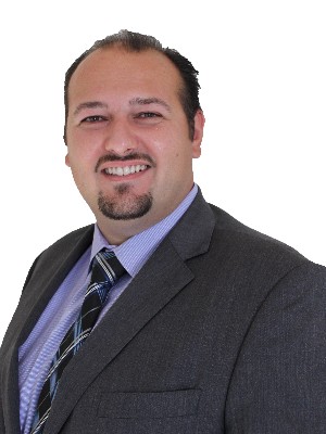 George Nikopoulos,  Courtier Immobilier - Toronto, ON