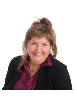 Yvonne Lauzon, Courtier immobilier résidentiel et commercial - Gatineau (Aylmer), QC
