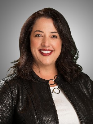 Jennifer Zimmer, Real Estate Agent - Calgary, AB