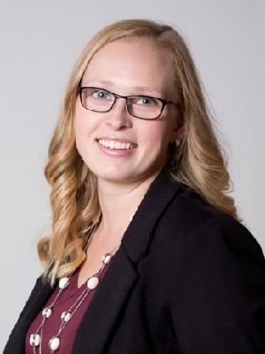 Jenna Dyck, Sales Representative - CARMAN, MB