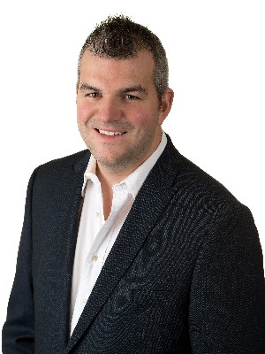 Chris Pelland, Sales Representative - Ottawa, ON