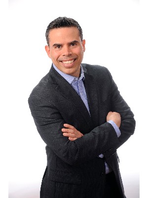 Roberto Vivas, Sales Representative - Mississauga, ON