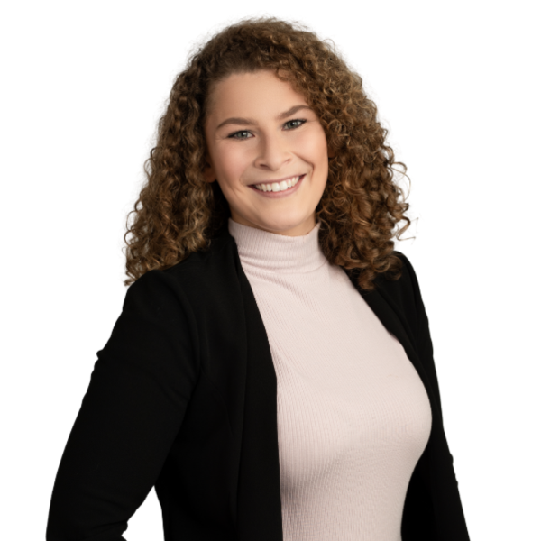 Sienna Lautenschlager, Sales Representative - SUDBURY, ON