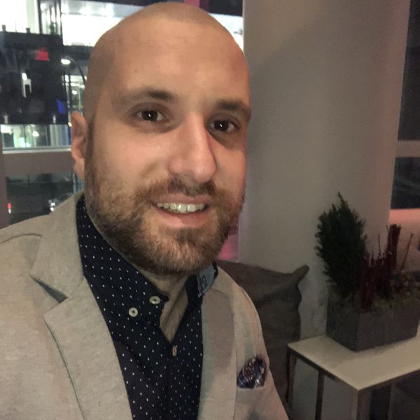 Mauro Feola, Residential Real Estate Broker - Montréal (St-Laurent), QC