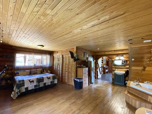 19345 S 5 Highway, Valemount, BC 