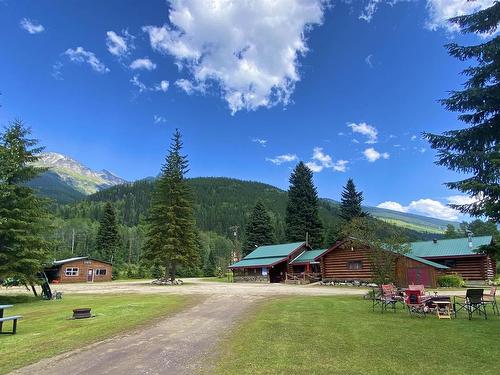 19345 S 5 Highway, Valemount, BC 