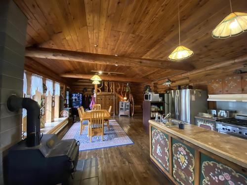 19345 S 5 Highway, Valemount, BC 