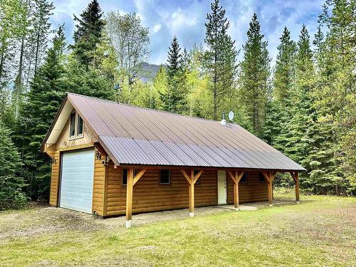 14086 Swift Current Road, Valemount, BC 