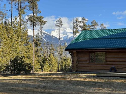 3315 Sawyer Road, Valemount, BC 