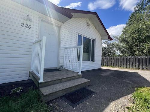 220 9Th Avenue, Burns Lake, BC 