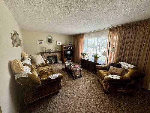 1093 5Th Avenue, Valemount, BC 