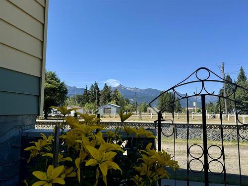 1093 5Th Avenue, Valemount, BC 