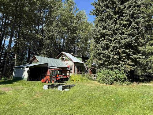 8613 16 Highway, Dunster, BC 