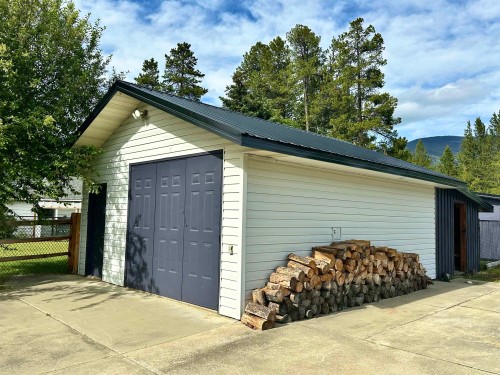 1915 Cranberry Place, Valemount, BC 