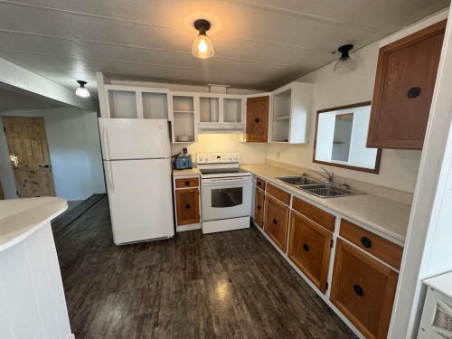 1460 7Th Avenue, Valemount, BC 