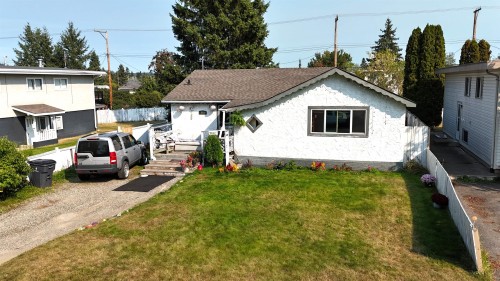 868 Freeman Street  Prince George, BC V2M 2R5
