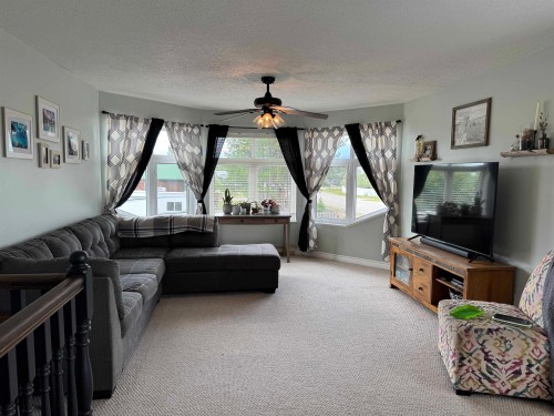 1290 8Th Avenue, Valemount, BC 