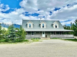 205 Dogwood Street  Valemount, BC V0E 2Z0