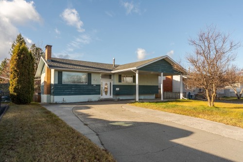681 Vedder Crescent  Prince George, BC V2M 3T1