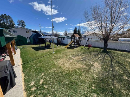 1321 8Th Avenue, Valemount, BC 