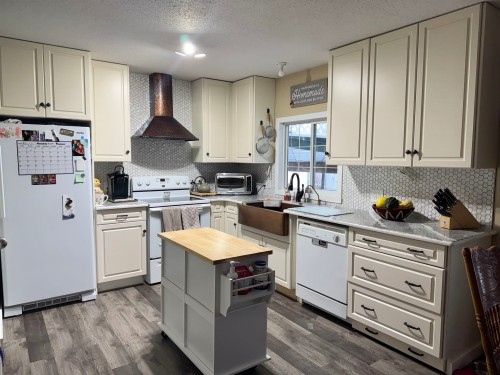 1321 8Th Avenue, Valemount, BC 