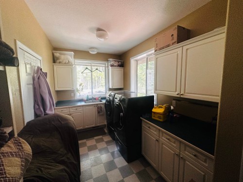 585 5Th Avenue, Burns Lake, BC 