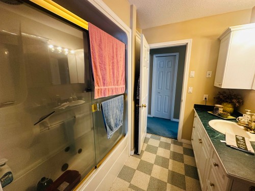 585 5Th Avenue, Burns Lake, BC 