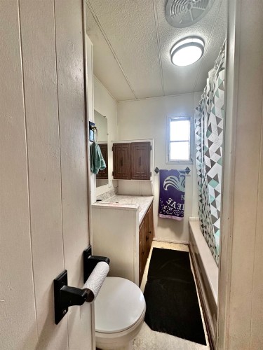 1085 3Rd Avenue, Valemount, BC 