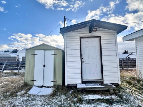 1085 3Rd Avenue, Valemount, BC 