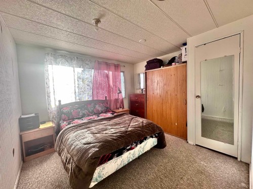 1085 3Rd Avenue, Valemount, BC 