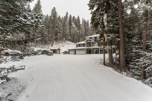 3350 Hillside Drive  Prince George, BC V2K 4Y6