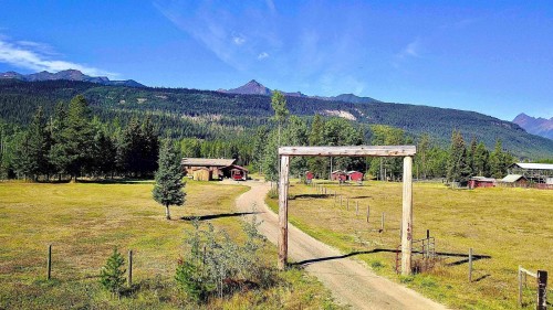 1485 Cranberry Lake Road, Valemount, BC 