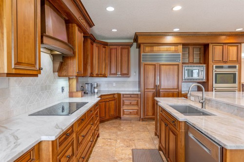 7003 Valleyview Drive, Valleyview, BC 