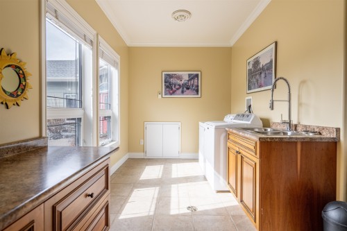 7003 Valleyview Drive, Valleyview, BC 