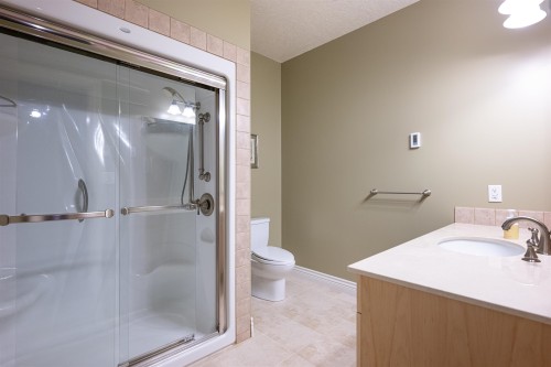 7003 Valleyview Drive, Valleyview, BC 