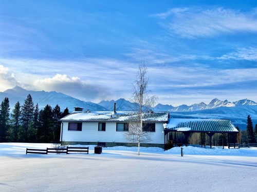 3235 Mclennan Road  Valemount, BC V0E 2Z0
