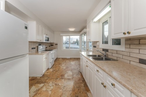 2425 Ewert Crescent, Prince George, BC 