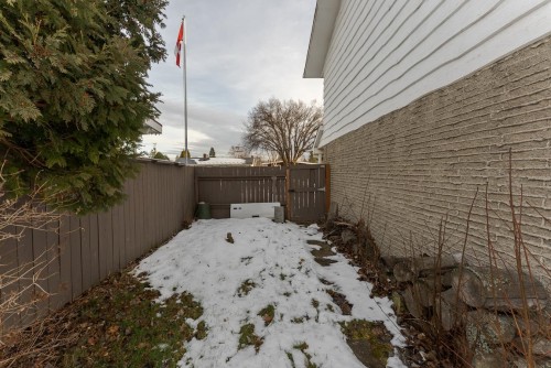 2425 Ewert Crescent, Prince George, BC 