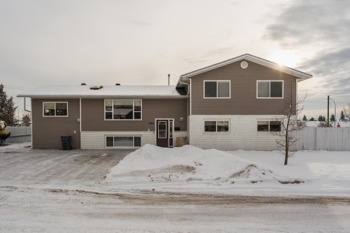392 Green Place  Prince George, BC V2M 6A2